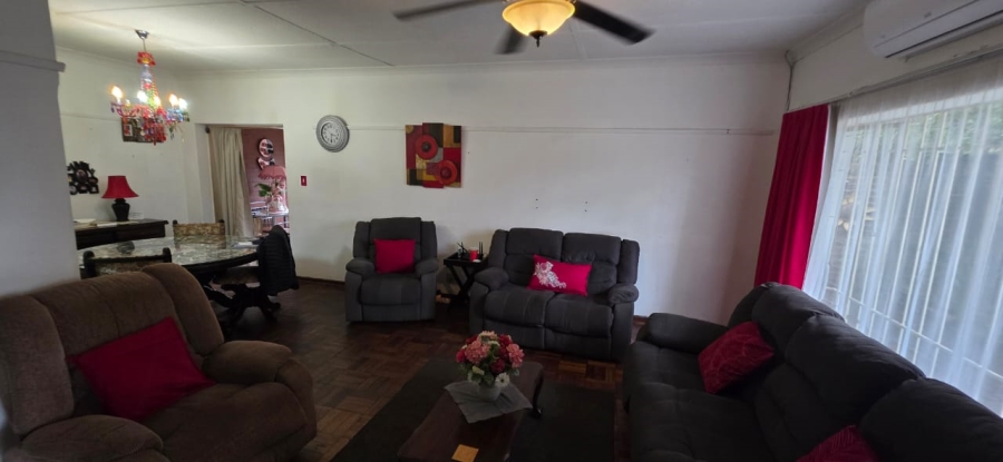 5 Bedroom Property for Sale in Stilfontein North West